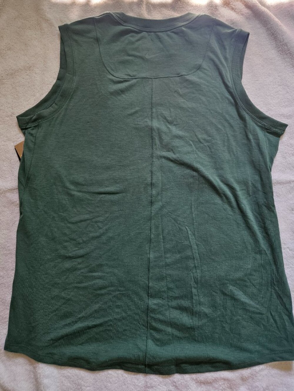 NWT Nike DRI-fit Loose Fit athletic top S - Picture 2 of 4